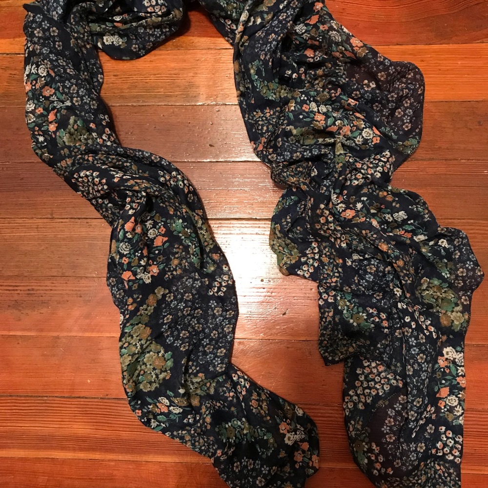 H&M scarf